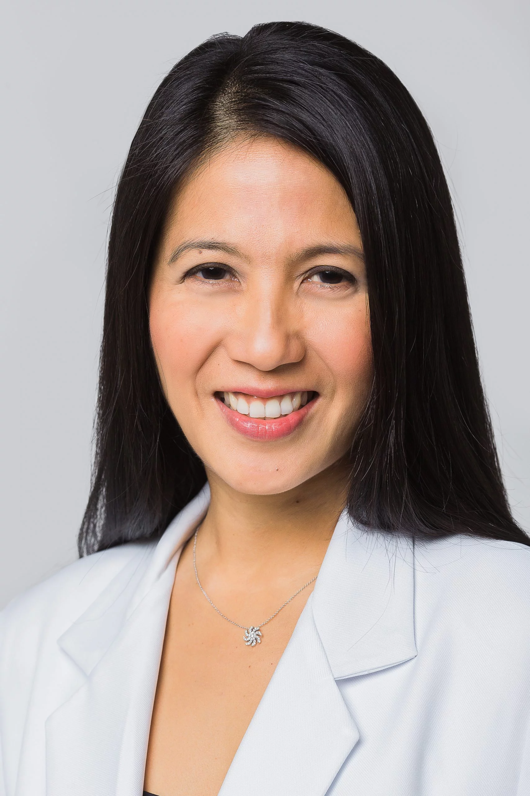 Portrait Photo of Doctor Annette Phillips